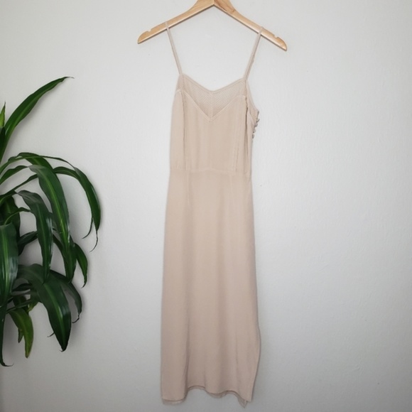 Carmella Jessamy 100 silk embroidered button dress - Picture 2 of 16